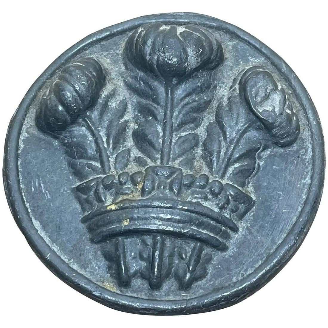 British 19th Century Royal Coat Of Arms Prince Wales Lead Wall Heraldic Plaque: Description: British 19th Century Royal Coat Of Arms Prince Wales Lead Wall Heraldic Plaque 1 Rare Small Victorian Antique British Lead In Low Relief Royal Coat Of Arms Prince Of Wales Wall Plaque Emb