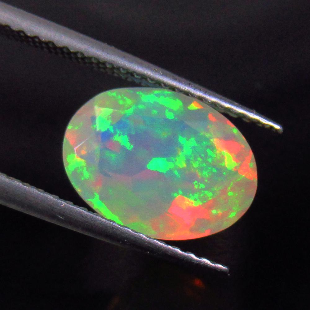 2.11 Ctw Natural Ethiopian Multicolor Opal Oval Cut (1 of 3)