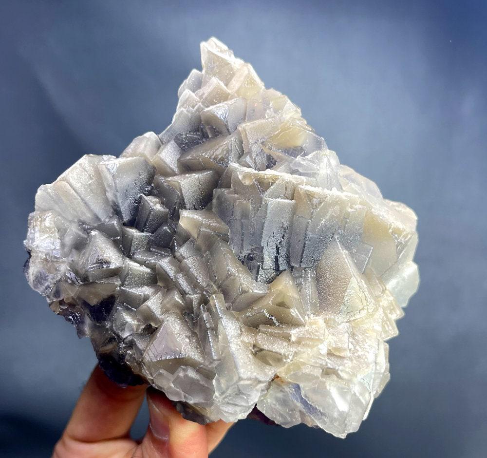 Fluorite Specimen , Cubes Fluorite Fine Bluish Phantom Flourite Crystals - 560 Gram - 105*75*40 mm (1 of 7)