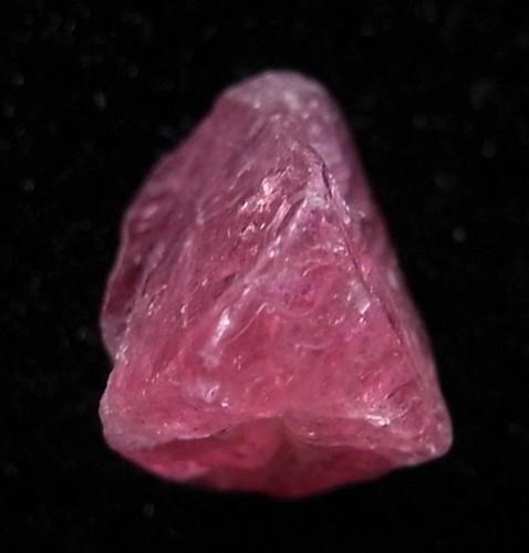 1.25 CT PYRAMIDAL RUBY - UNTREATED GEMSTONE (1 of 6)
