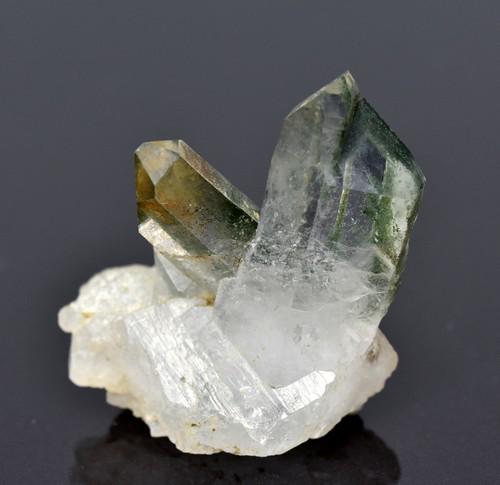 41 Gram Natural Undamage Black Tourmaline Specimen From Pakistan (1 of 6)