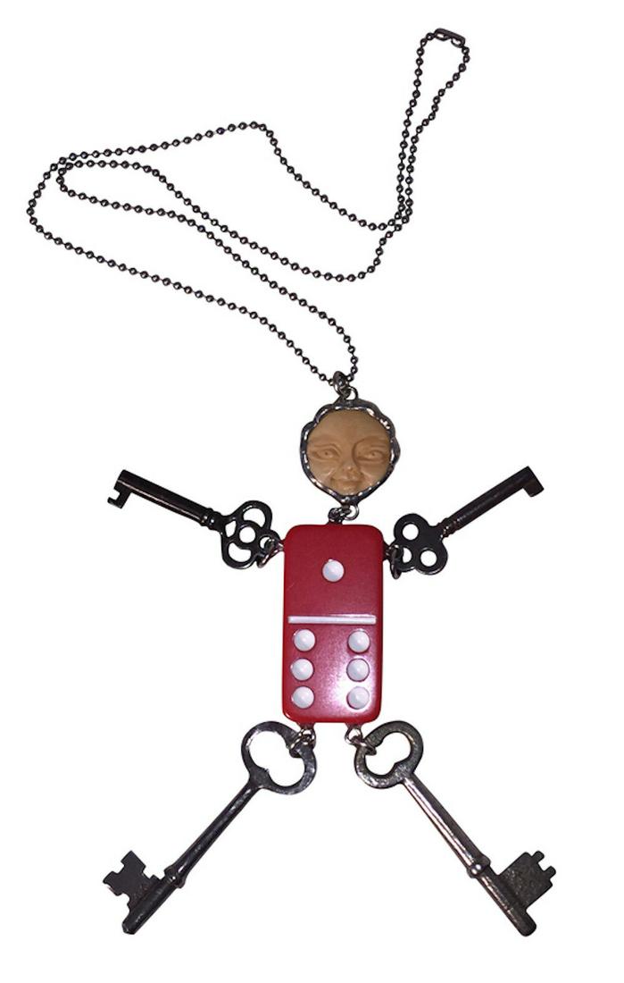 Domino Bakelite Figurine Necklace (1 of 4)