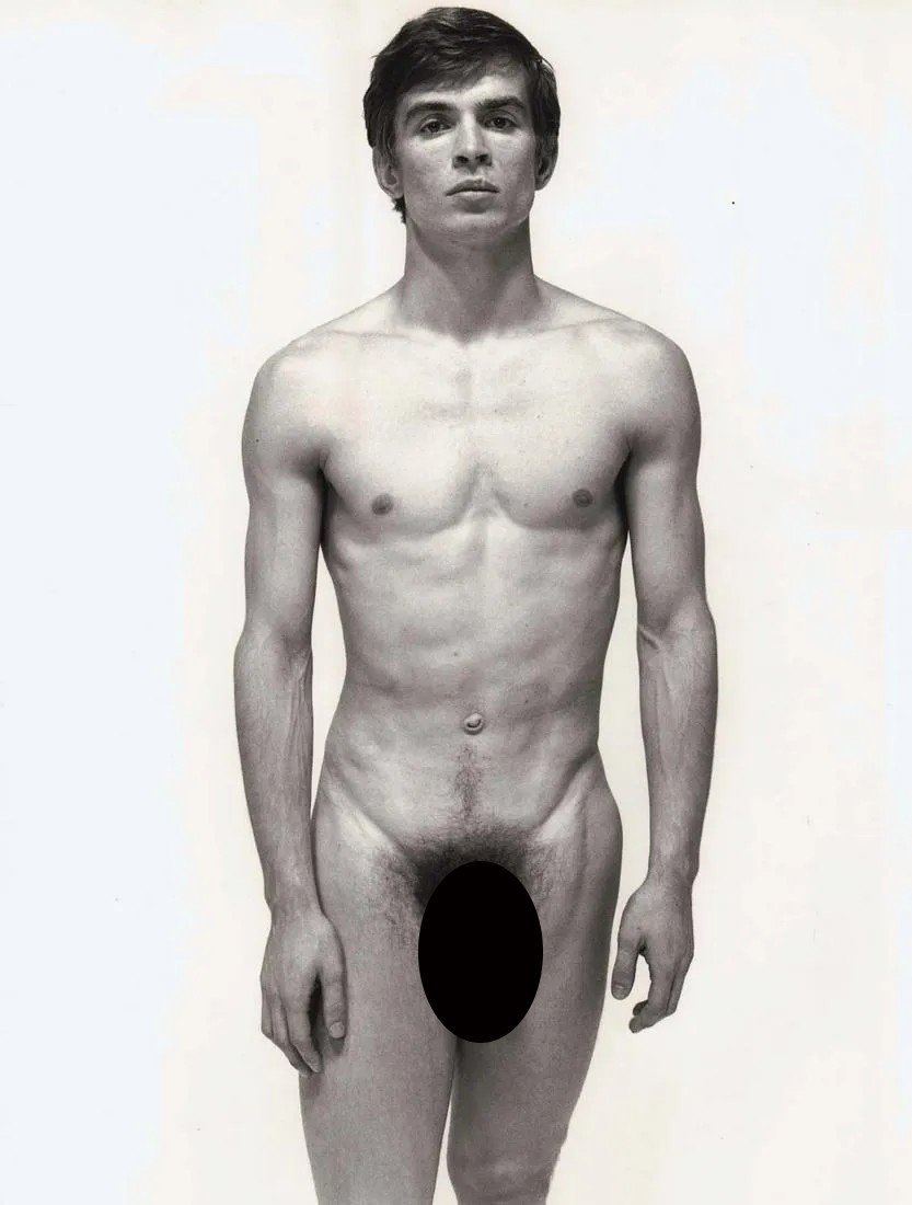 RICHARD AVEDON - Rudolf Nureyev, ballet dancer, Paris (1 of 2)