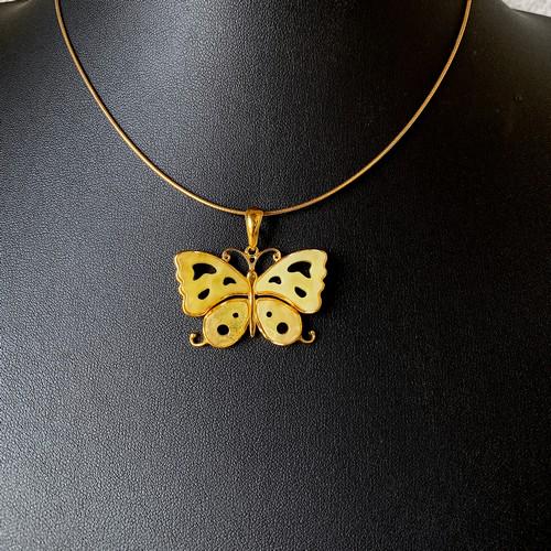 Fascinating Amber Pendant with chain, shaped like a butterfly (1 of 11)