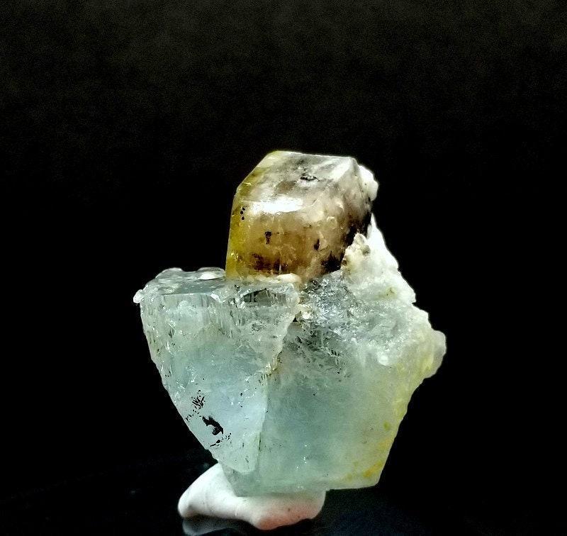 39 Grams Very Beautiful Naturals damagefree Apatite on Aquamarine Specimen From Skardu pakistan: Description 39 Grams Very Beautiful Naturals damagefree Apatite on Aquamarine Specimen From Skardu pakistan size 40mm 33mm 35mm weight 39 Grams Shipping and return policies Loading Estimated arrival