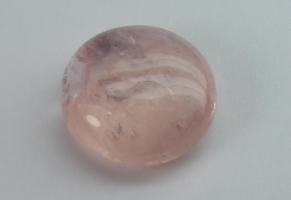 8.26 cts Natural Morganite: No Reserve! Title: 8.26 cts Natural Morganite Additional Information: Gemstone : Natural Morganite Shape and Cut : Round Cabochon Weight : 8.26 carats Measurements : 13.70-13.60x5.89 mm Color : Peach