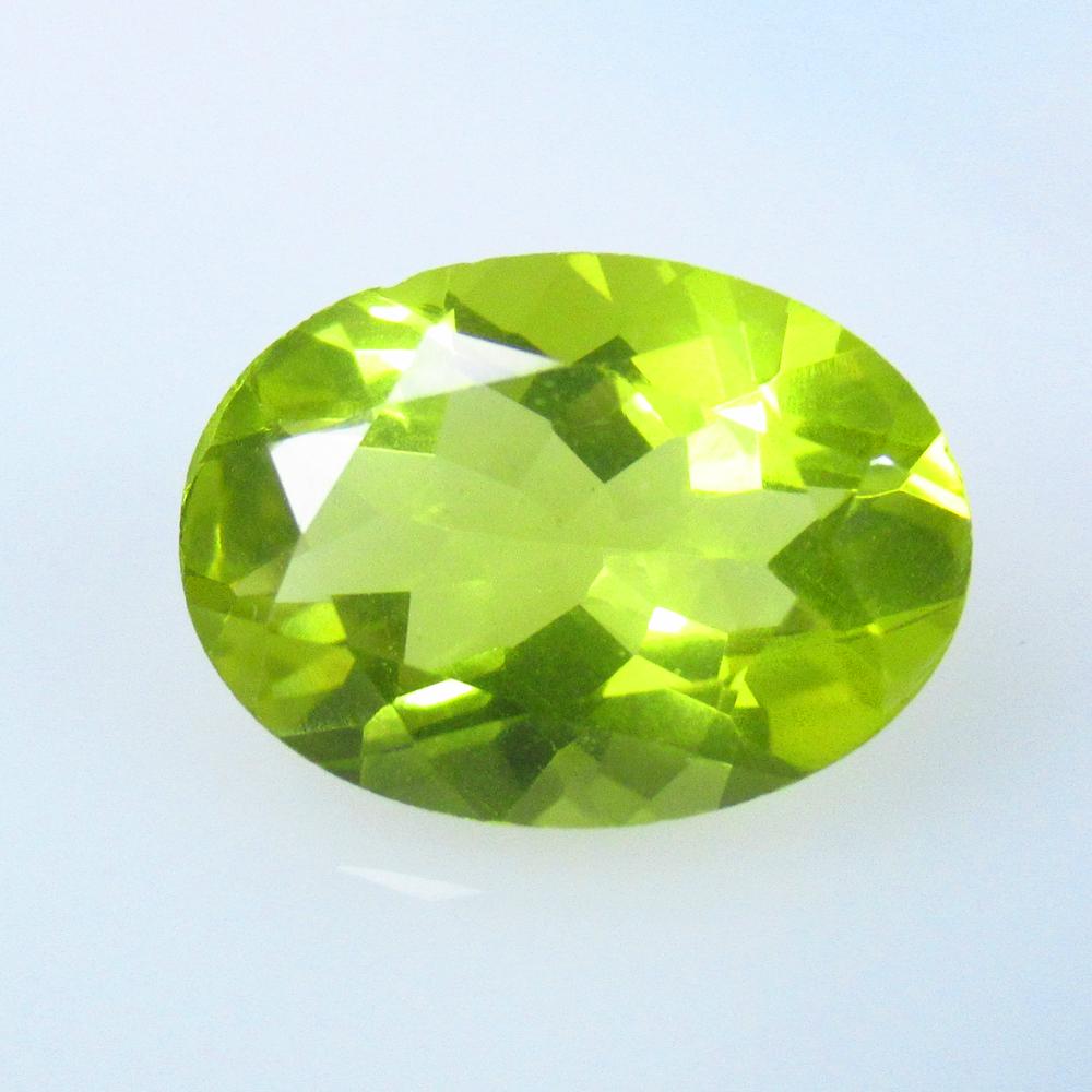 5.08 Ctw Natural Lemon Quartz Oval Cut: No Reserve! Title: 5.08 Ctw Natural Lemon Quartz Oval Cut Stone Clarity: VVS Gemstones: Natural Lemon Quartz Carat Weights: 5.08 Size/Dimensions: 14.20 x 10.20 x 6.60 mm Additional Information: Good L