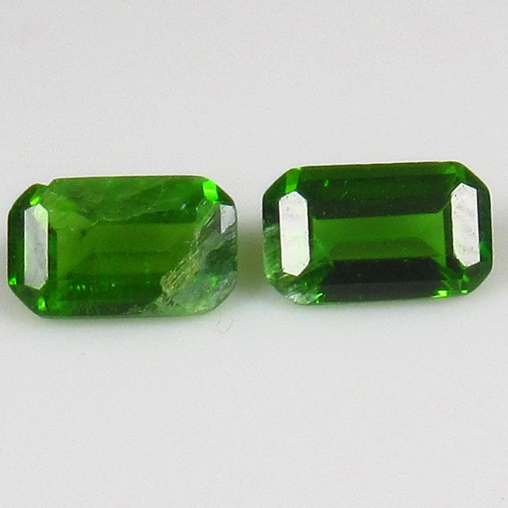 Natural Chrome Diopside Pair - 0.55 Ct (1 of 2)