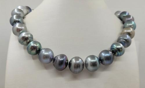 15.2x17.5mm Huge Baroque Multi Tahitian Pearls - Necklace: Title: 15.2x17.5mm Huge Baroque Multi Tahitian Pearls - Necklace Description: A luxury pearl necklace, made with baroque Tahitian pearls, and completed with a secure silver clasp. Tahitian pearls are 