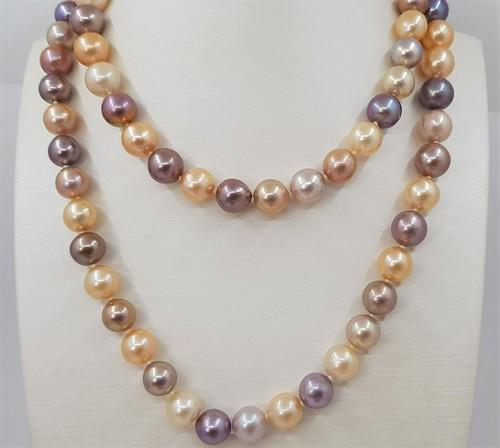 9.5x11.5mm Round Shimmering Multi Edison Freshwater Pearls - 925 Silver - Necklace: Title: 9.5x11.5mm Round Shimmering Multi Edison Freshwater Pearls - 925 Silver - Necklace Description: Most freshwater pearls are nucleated by tissue, but Edison cultured pearls are nucleated with bea