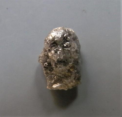 0.35 CT ROUGH DIAMOND - UNTREATED (1 of 6)