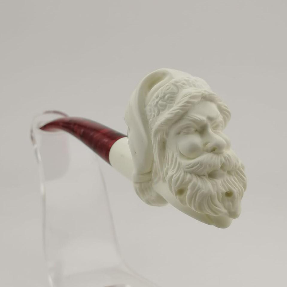 Santa Claus Meerschaum Pipe Father Christmas: Title: Santa Claus Meerschaum Pipe Father Christmas Materials: Meerschaum Dimension: 6.2 inch (16cm) Additional Information: Santa Claus Father Christmas,Hand carved Meerschaum Pipe. Made in Turkey,Es