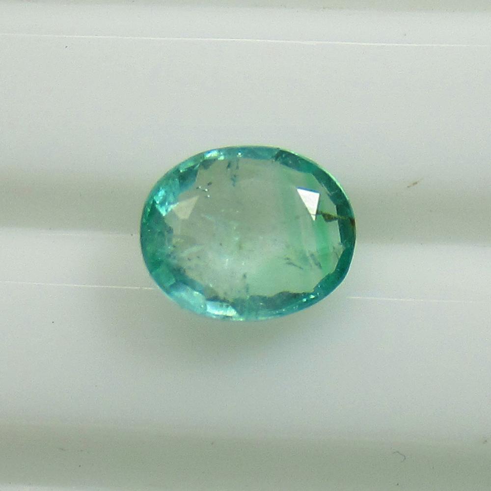 Natural Zambian Emerald - 0.77 Ct (1 of 2)