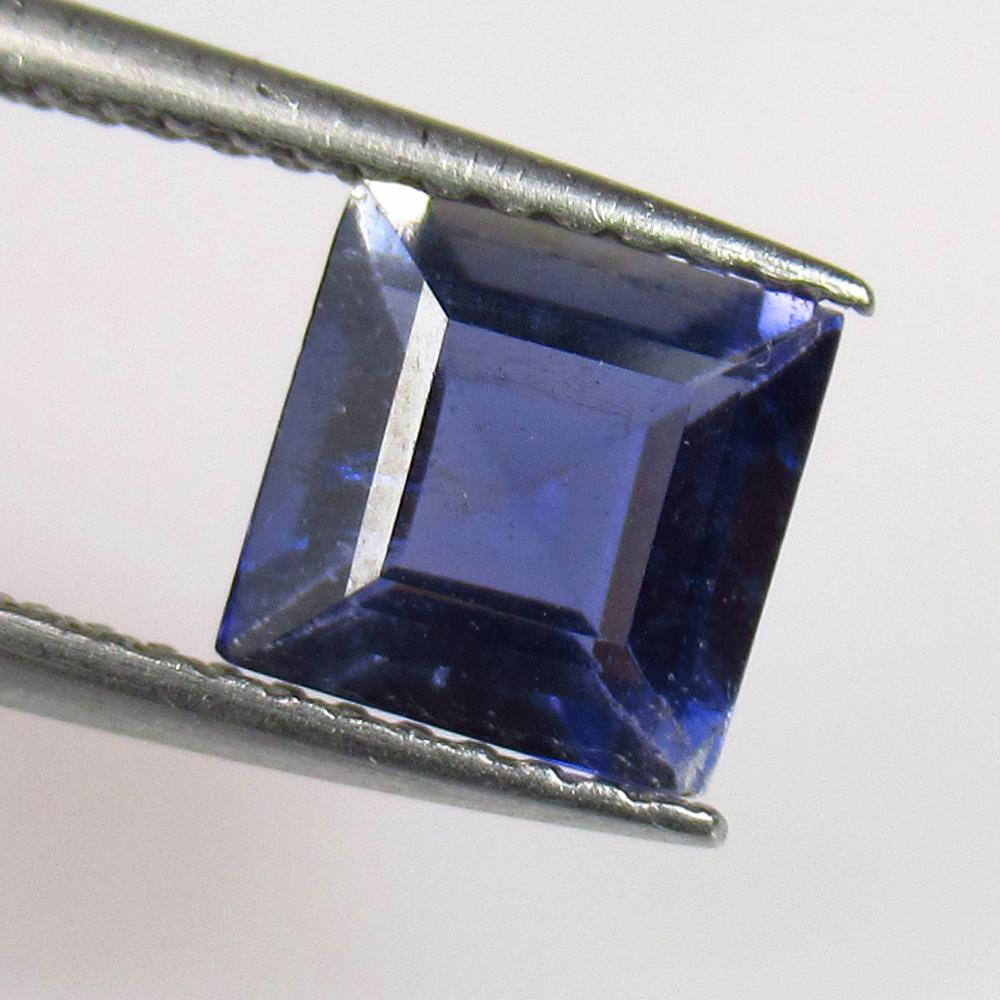 Natural Iolite - 1.07 Ct (1 of 2)