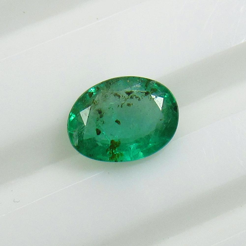 Natural Zambian Emerald - 1.16 Ct (1 of 3)