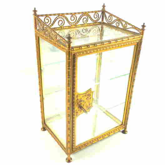Bookcases, Display Cases & Shelves