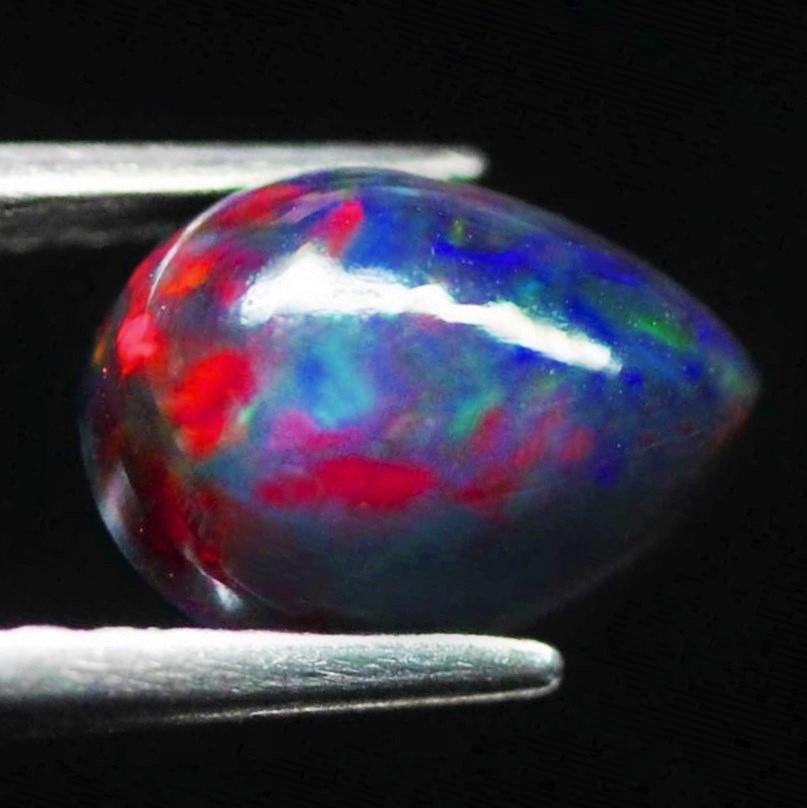 0,72 cts Natural Unheated Multicolor Welo Ethiopian Opal Pear Shape (1 of 3)