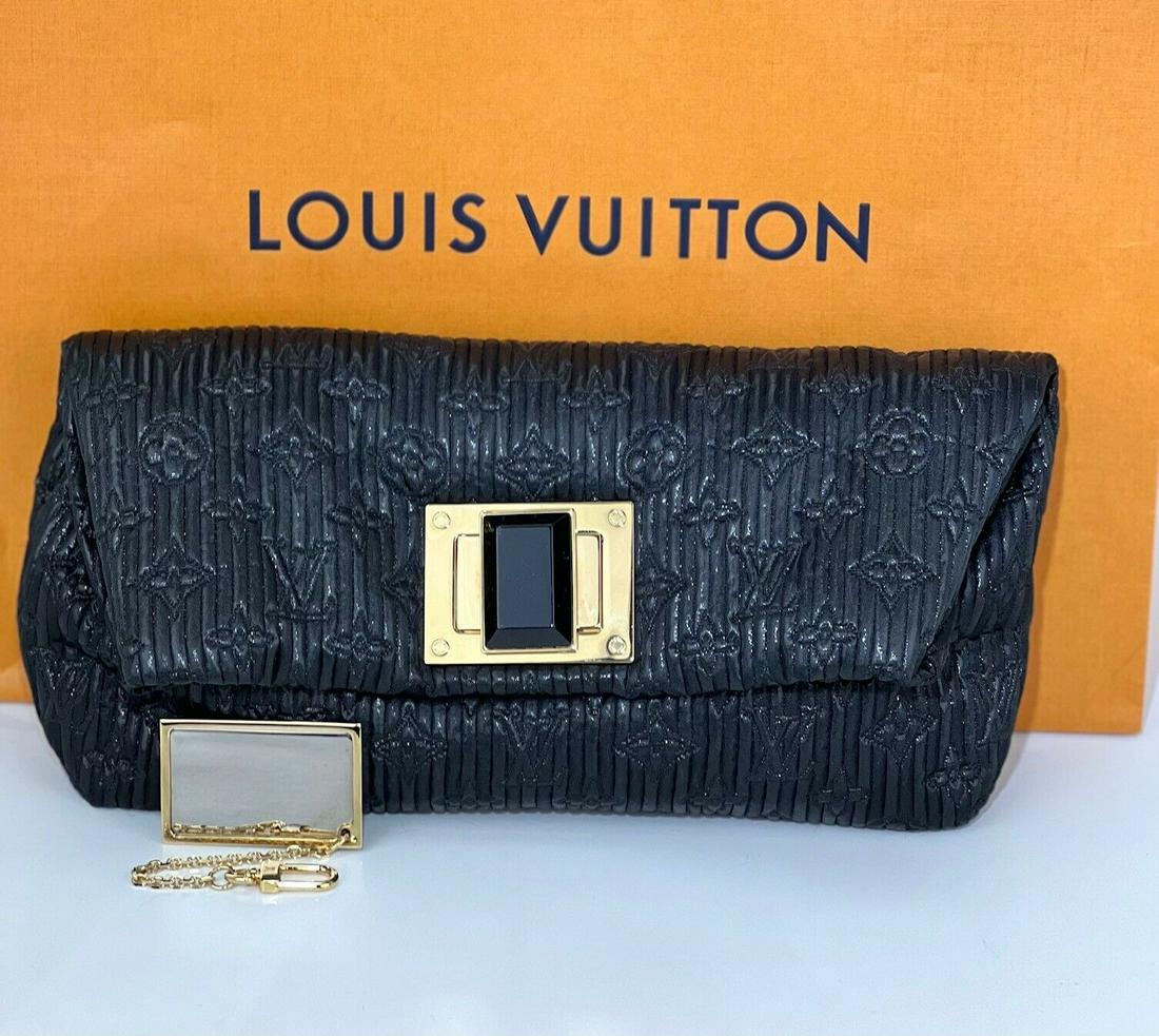 Louis Vuitton Clutch Jacquard Soft Quilted Monogram Altair Black Clutch A961 (1 of 12)