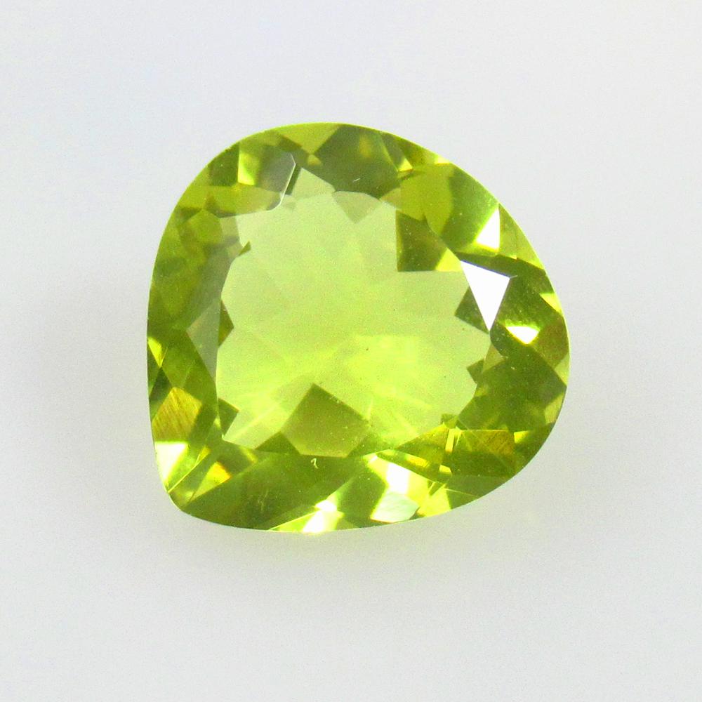4.61 Ctw Natural Lemon Quartz Pear Cut: No Reserve! Title: 4.61 Ctw Natural Lemon Quartz Pear Cut Stone Clarity: VVS Gemstones: Natural Lemon Quartz Carat Weights: 4.61 Size/Dimensions: 12.20 x 12.20 x 6.40 mm Additional Information: Good L