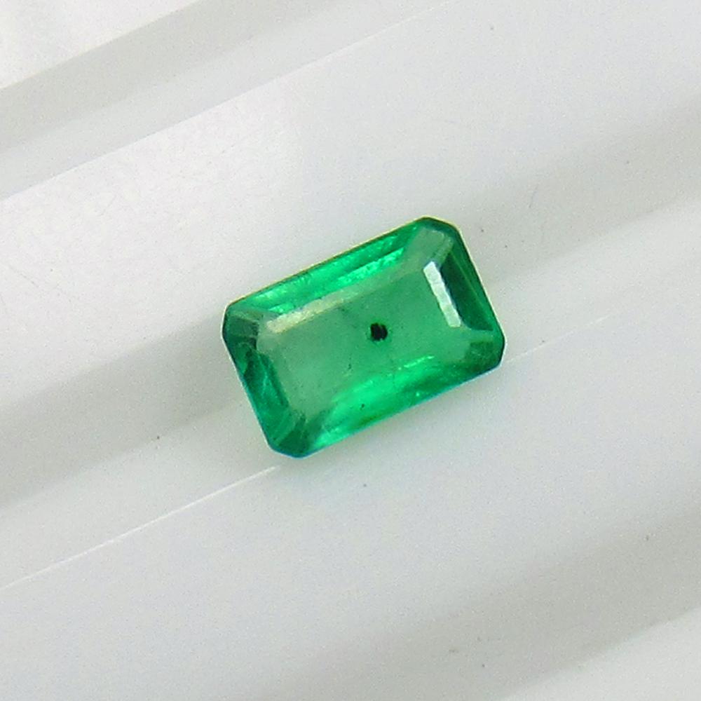 Natural Zambian Emerald - 0.51 Ct (1 of 2)