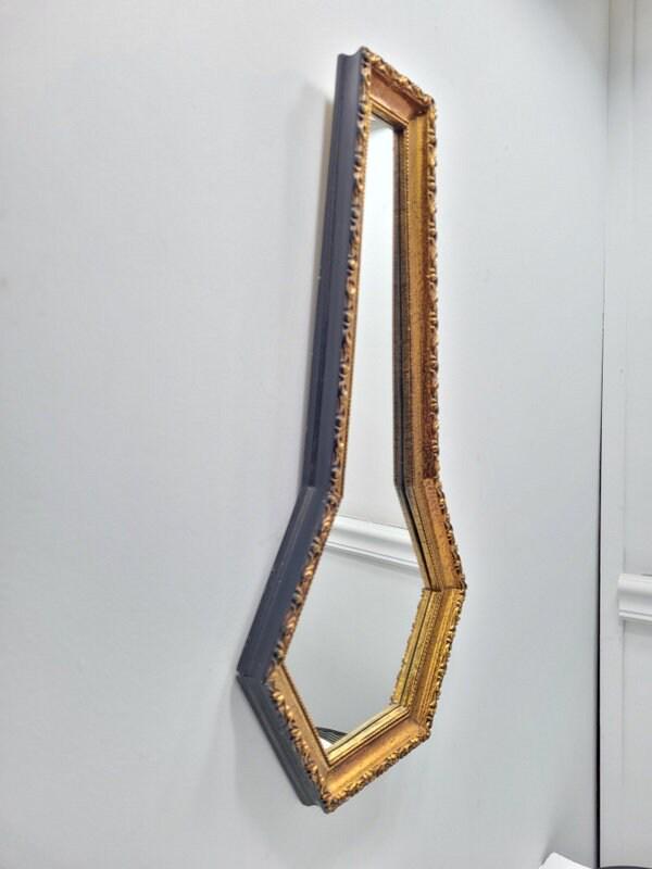 Vintage Gold Copper Gilt Wood Key Hole Unique Shape Wall Hanging Mirror Accent Unique Octagon Shape: Vintage from the 1950s Materials: wood, glass Description Vintage Gold Copper Gilt Wood Key Hole Unique Shape Wall Hanging Mirror Accent Unique In good condition, no chips or cracks Measures 19.5"H x