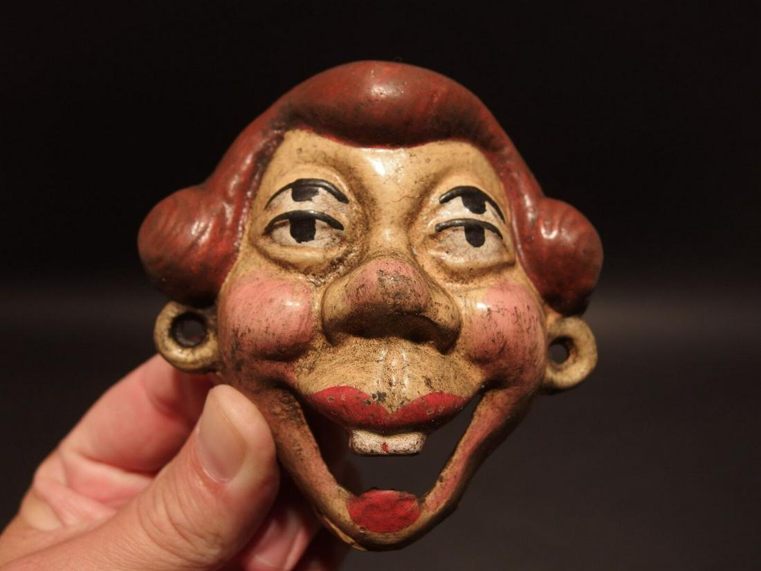 Cast Iron folk art 4 eyed Drunk Woman Wall Bottle Opener (1 of 5)