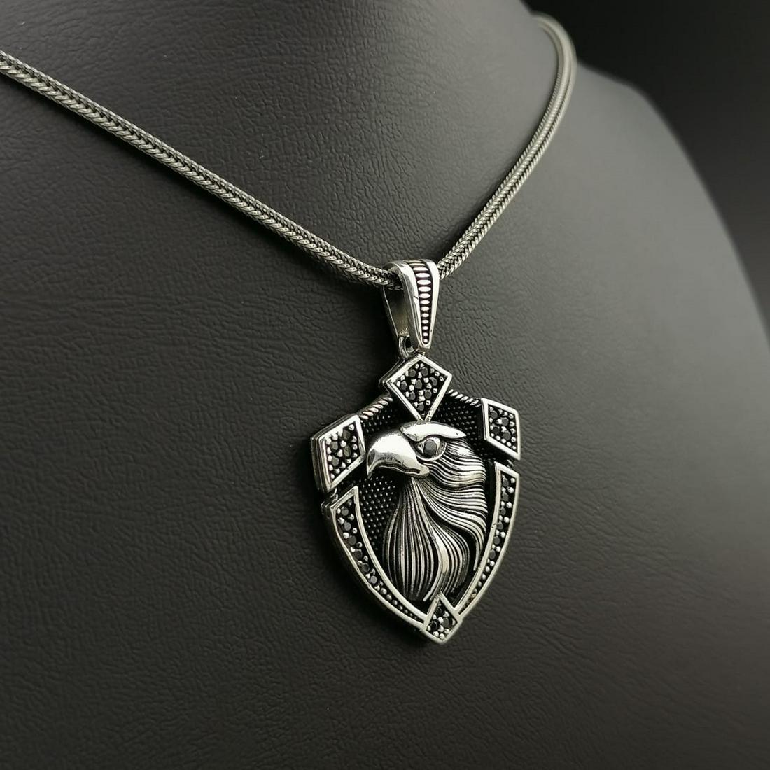 925 Silver Chain with Eagle Pendant (1 of 8)