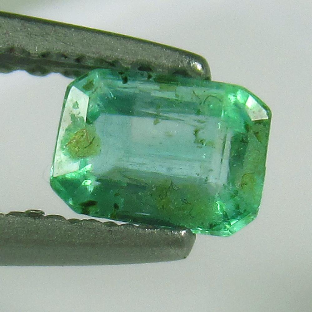 Natural Zambian Emerald - 0.42 Ct (1 of 2)