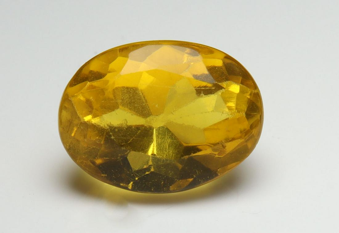 6.00 Cts Natural Fluorite: No Reserve! Gemstone : Natural Fluorite Origin : Brazil Weight : 6.00 carats Dimensions : 12x9 mm Shape : Oval Cut Colour : Yellow Treatment : No Treatment Transparency : Transparent Clarity : No visi