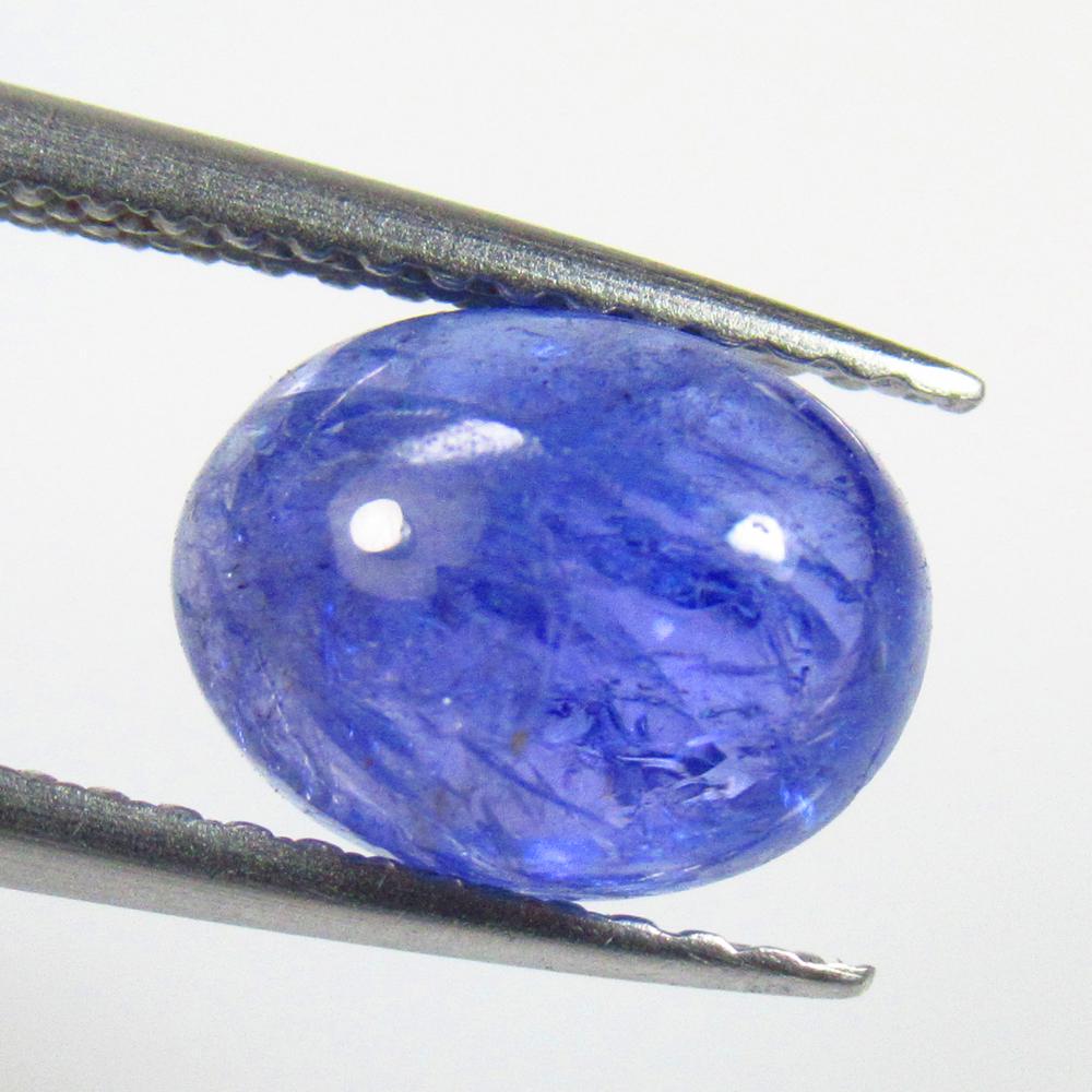 2.81 Ctw Natural Tanzanite Oval Cab: No Reserve! Title: 2.81 Ctw Natural Tanzanite Oval Cab Stone Clarity: SI Gemstones: Natural Tanzanite Carat Weights: 2.81 Size/Dimensions: 9.10 x 7.00 x 4.70 mm Additional Information: Top Quality Lus