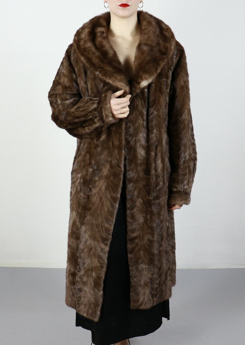 REAL BLUE IRIS MINK FUR COAT EU: XL ; US: 20 (1 of 13)