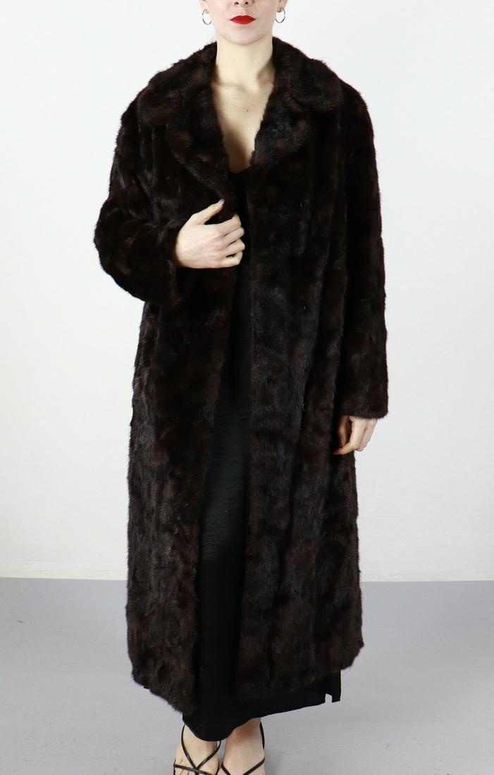 BRONW MINK FUR COAT EU: L ; US: 14 (1 of 11)
