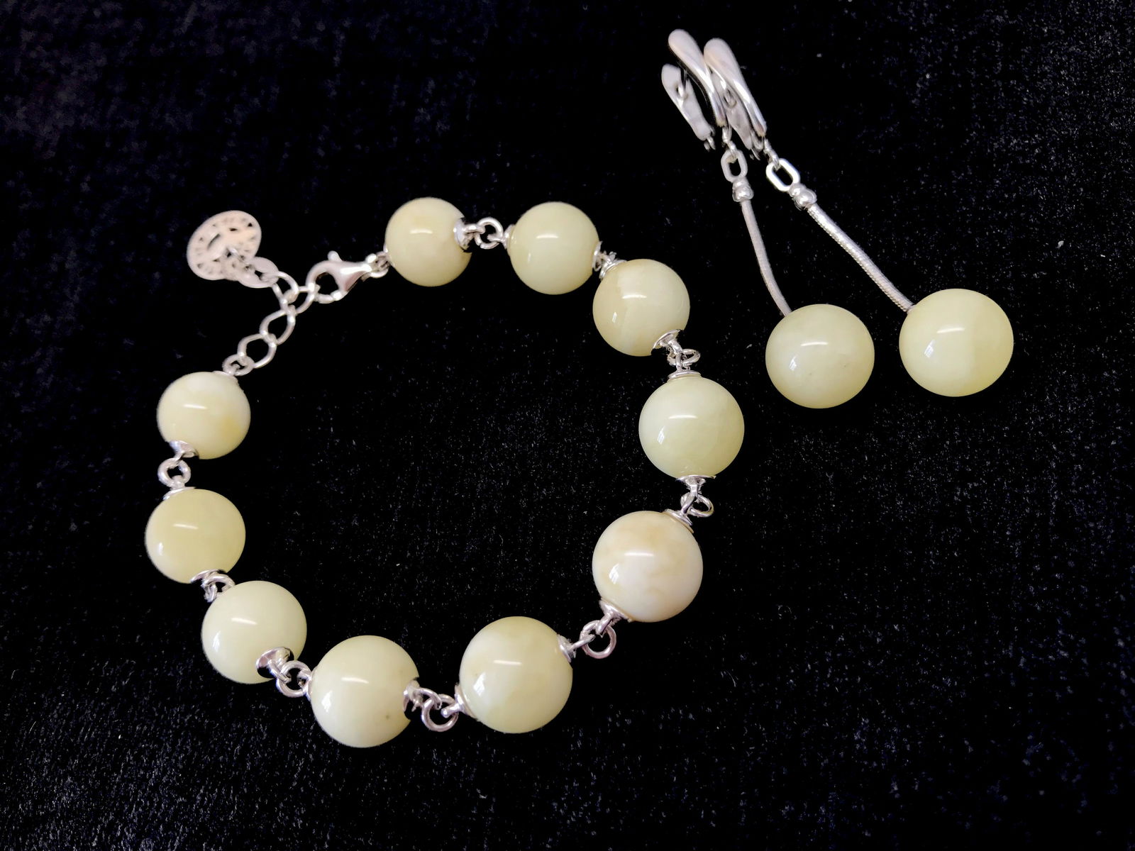 Alluring Amber Earrings and Bracelet set made from Round Amber beads (1 of 9)