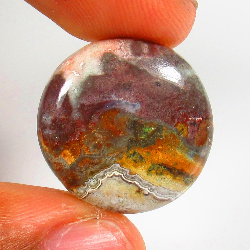 Natural Jasper Quartz - 17.57 Ct: No Reserve! Title: Natural Jasper Quartz - 17.57 Ct Origin: Brazil Weight: 17.57 Size/Dimensions: 21.0 x 21.0 x 5.0 mm Additional Information: Pieces : 1 No's / Shape : Round Cabochon / Color : Brown