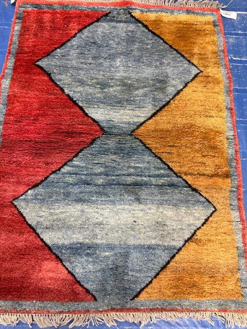Hand Knotted Persian Gabeh Rug 4.8x3.5: Title: Hand Knotted Persian Gabeh Rug 4.8x3.5 Date/Period: 1980 Origin: Iran Dimension: 4.8x3.5 ft Materials: 100 % Wool Additional Information: Hand Knotted Persian Gabeh Rug 4.8x3.5 Reserve: $145.00