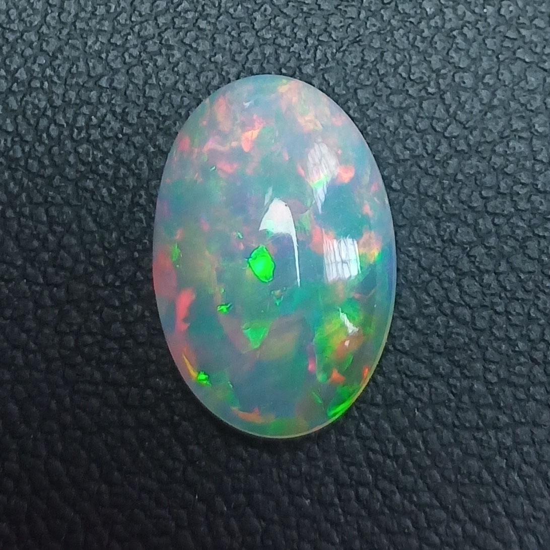 3.65 CTS STUNNING FIRE! ETHIOPIAN MULTI COLOR OPAL 100 % NATURAL LOOSE GEMSTONES (1 of 8)