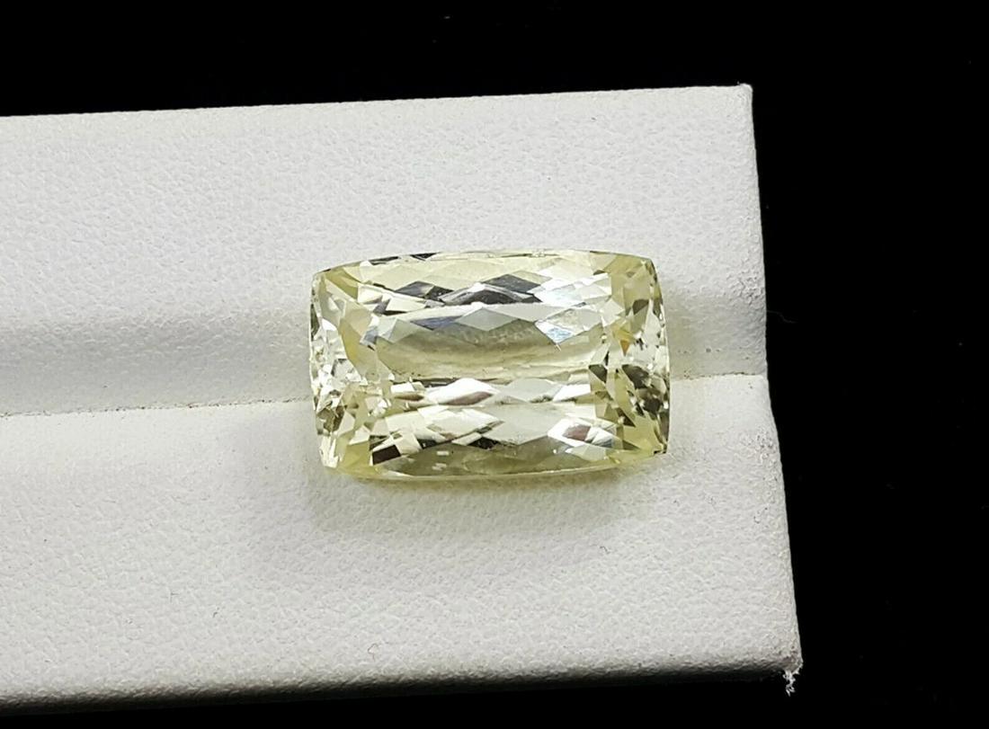 Kunzite, 19.15 cts Natural Yellow Triphane Kunzite Gemstone From Afghanistan: Kunzite, 19.15 cts Natural Yellow Triphane Kunzite Gemstone From Afghanistan - Item NR948 Dimension 19 x 12 x 10 mm ...... Weight 19.15 Carats ........ No Treatment: Natural Gemstone ........... Histo