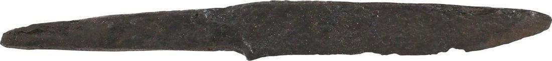 VIKING POUCH KNIFE, 9th-11th CENTURY: 3 1/2" total length. Wedge section for slashing. Straight back with a slightly curved point. Whittle tang, to secure it to the wood, bone, or antler grip, now perished. Stable oxidation with a good pr