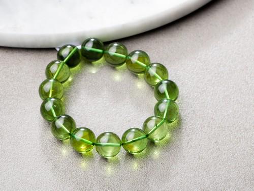 Caribbean green amber bracelet (1 of 4)