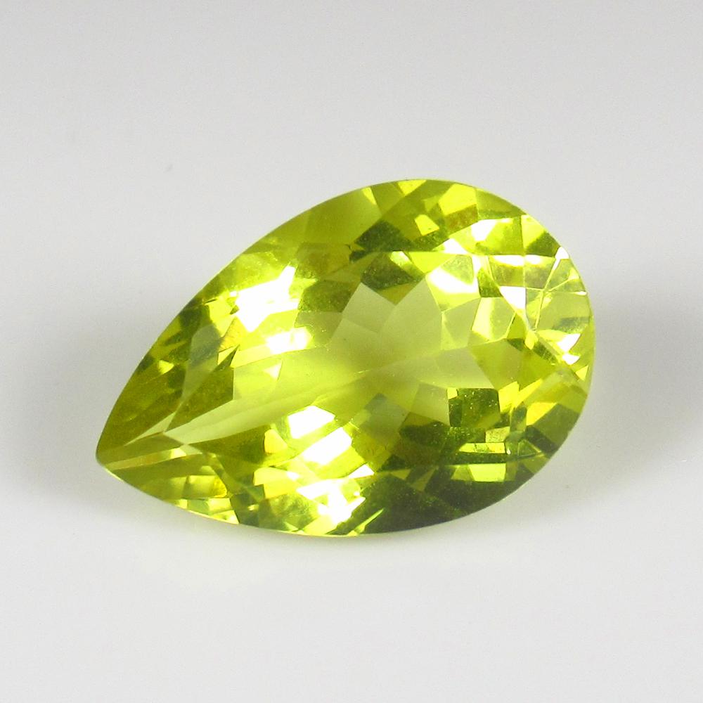 Natural Lemon Quartz - 5.33 Ct: No Reserve! Title: Natural Lemon Quartz - 5.33 Ct Origin: Africa Weight: 5.33 Size/Dimensions: 15.0 x 10.0 x 6.7 mm Additional Information: Pieces : 1 No's / Shape : Pear Cut / Color : Greenish Yellow