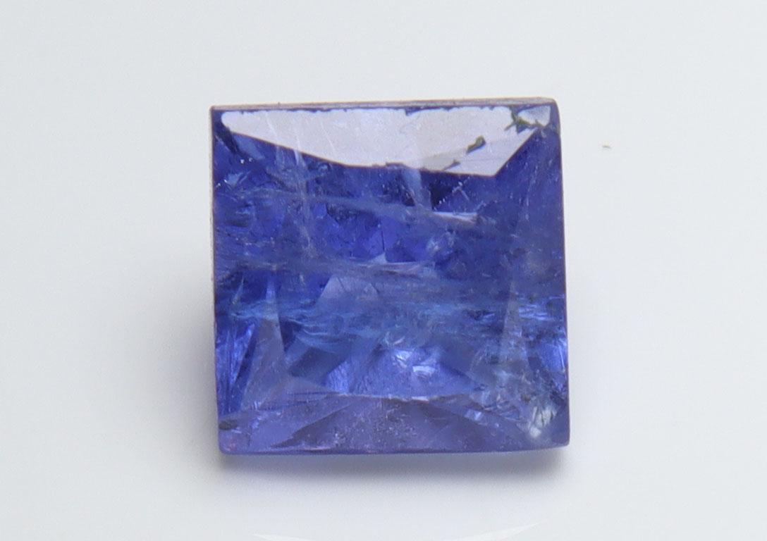 1.62 Cts Natural Tanzanite (1 of 3)