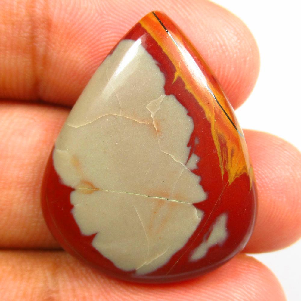 Natural Jasper Quartz - 25.58 Ct: No Reserve! Title: Natural Jasper Quartz - 25.58 Ct Origin: Brazil Weight: 25.58 Size/Dimensions: 30.0 x 23.0 x 5.8 mm Additional Information: Pieces : 1 No's / Shape : Pear Cabochon / Color : Brown /