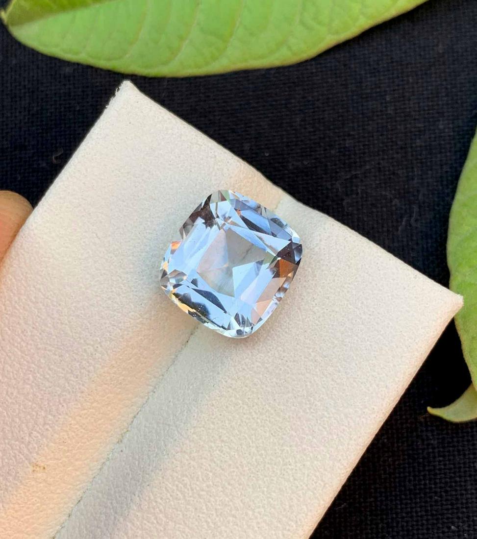 Natural Aquamarine Loose Gemstone Light Blue - 4.20 Carats 10*9*6.5 mm (1 of 5)