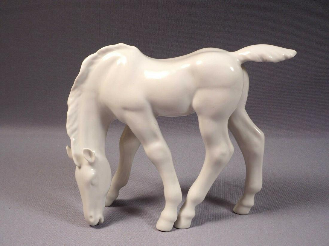 Russian Imperial LFZ Lomonosov Porcelain Sculpture Foal Grazing White Horse USSR (1 of 5)