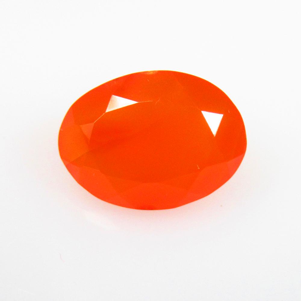 5.72 Ctw Natural Orange Carnelian Oval Cut: No Reserve! Title: 5.72 Ctw Natural Orange Carnelian Oval Cut Stone Clarity: Semi-Transparent Gemstones: Natural Carnelian Carat Weights: 5.72 Size/Dimensions: 14.10 x 10.30 x 6.80 mm Additional Infor