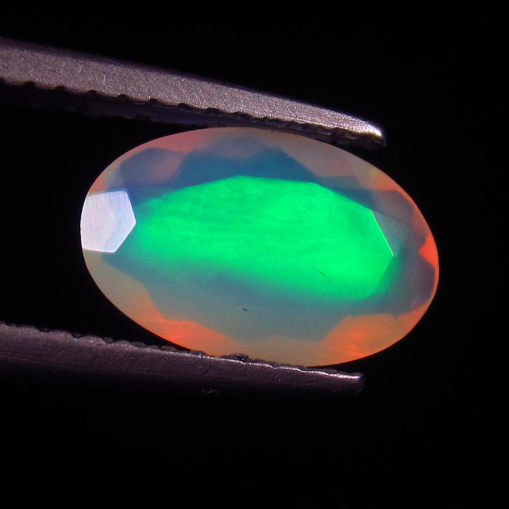 Natural Multicolor Opal - 1.13 Ct (1 of 2)