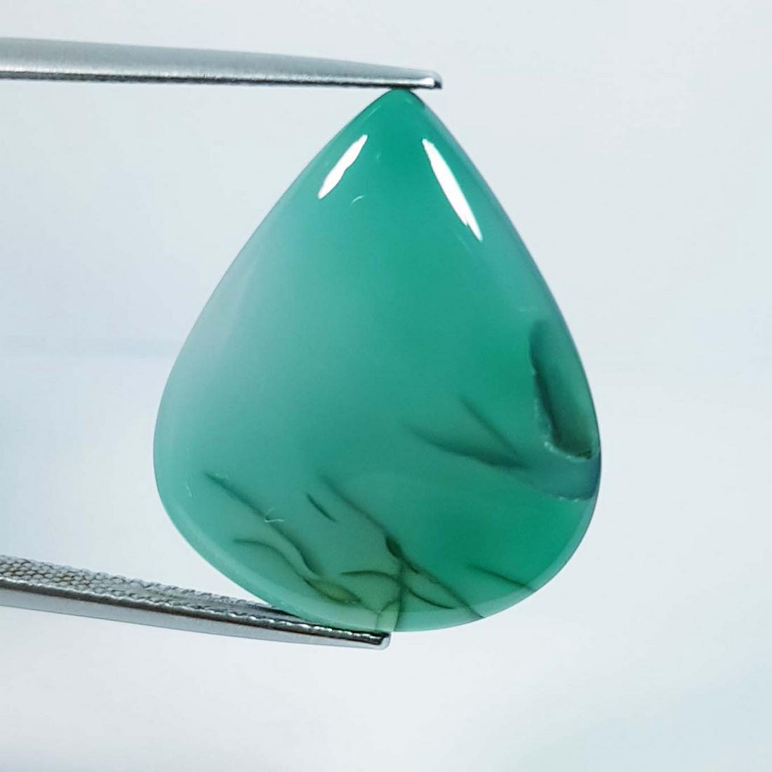 17.88 Ctz Natural Green Lace Agate: No Reserve! Title:17.88 Ctz Natural Green Lace Agate Color/Clarity:Semi Transparent Gemstones:Agate Carat Weights:17.88 Size/Dimensions:25.25 x 20.85 x 4.50 Additional Information:Pear / Brazil Shippi