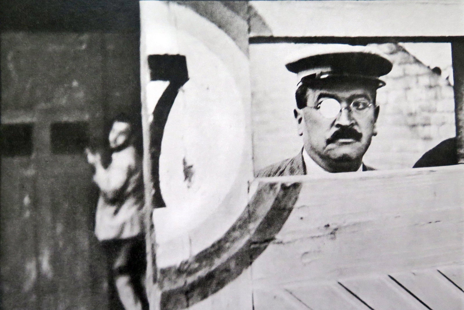 Henri Cartier Bresson: Valencia, Spain 1933: Artist: Henri Cartier Bresson Title: Valencia, Spain 1933 Date Ptinted: Printed in 1979 Heavy weight paper Medium: Vintage Photogravure with copyright by Henry Cartier Bresson Print Origin: Printed in