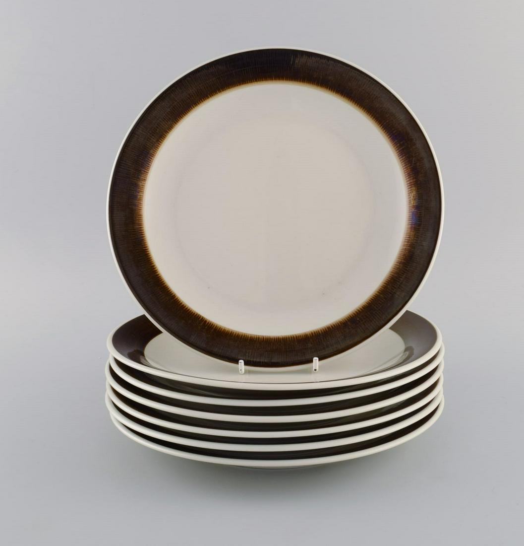 Hertha Bengtson (1917-1993) for Rörstrand. Seven Koka dinner plates in glazed stoneware. 1960s. (1 of 4)