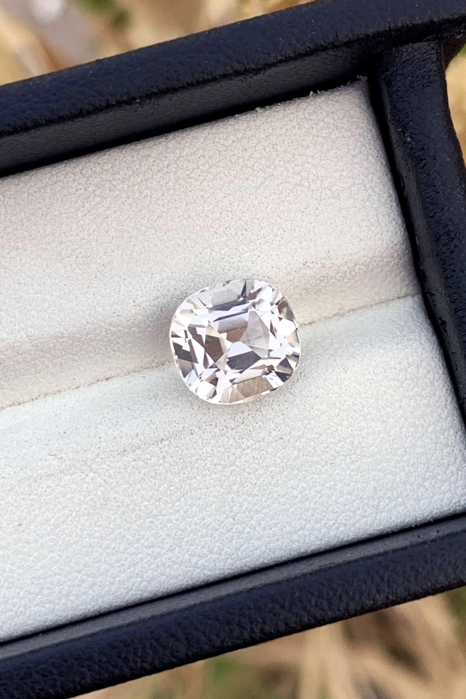 Yellow Kunzite Loose Gemstone, Flawless Kunzite Ring Stone, Faceted Kunzite Cut Stone, Excellent Cut (1 of 6)